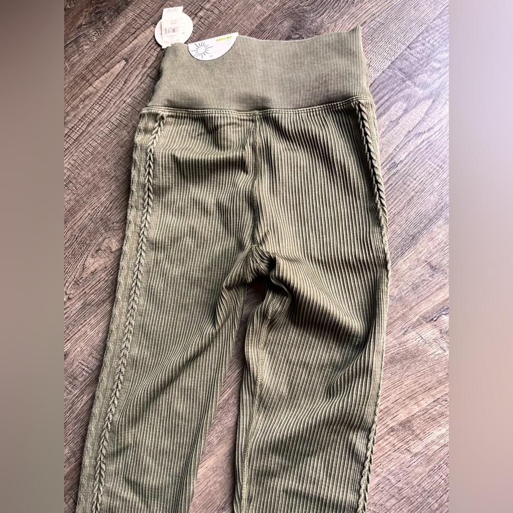 OFFLINE by Aerie leggings, size XS, green, new